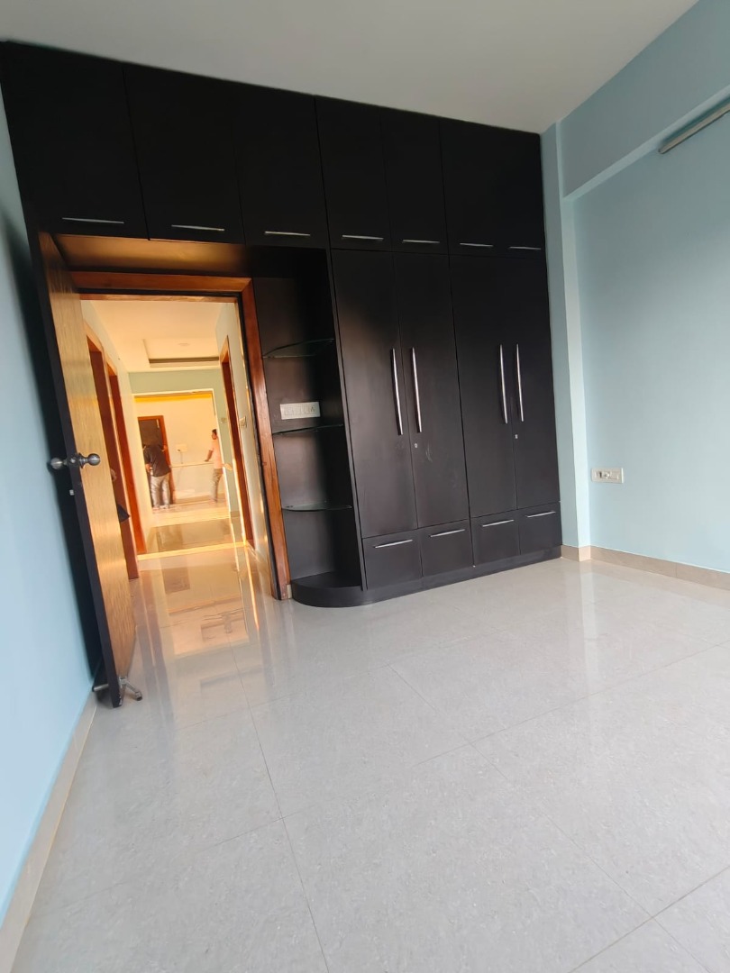 Semi Furnished 3bhk in Sixmile Flyover, Jaya Nagar, Six Mile, Guwahati, Assam, India for Rent